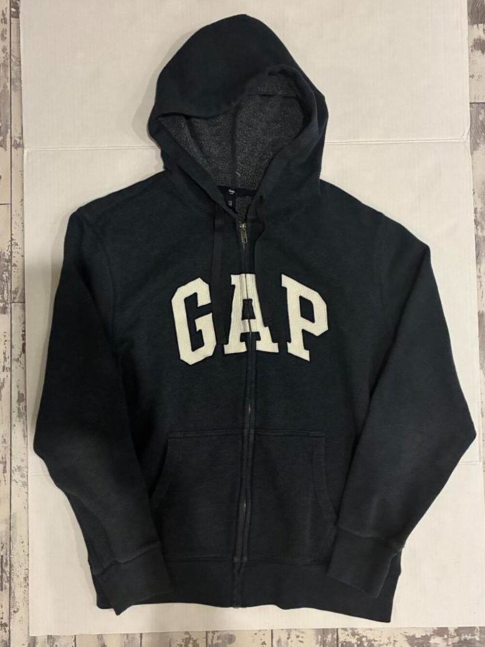 Gap Women's Grey and Navy Hoodie
